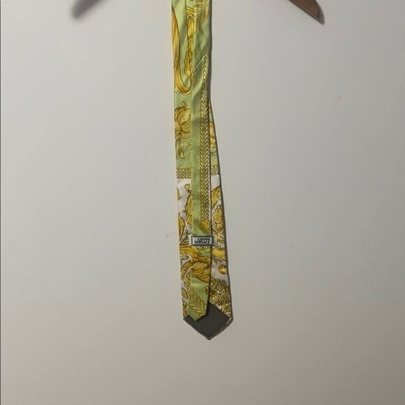 GIANNI VERSACE YELLOW FLORAL TIE 100% SILK - Picture 5 of 5